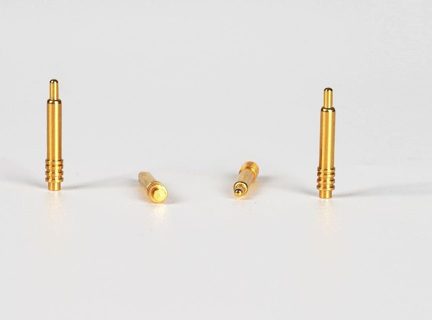 पोगो पिन का उपयोग करने पर नोट्स